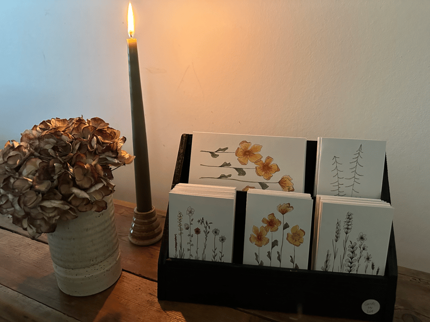 Produkt: Reol i sort - Håndtegnet design fra Cards by Eve