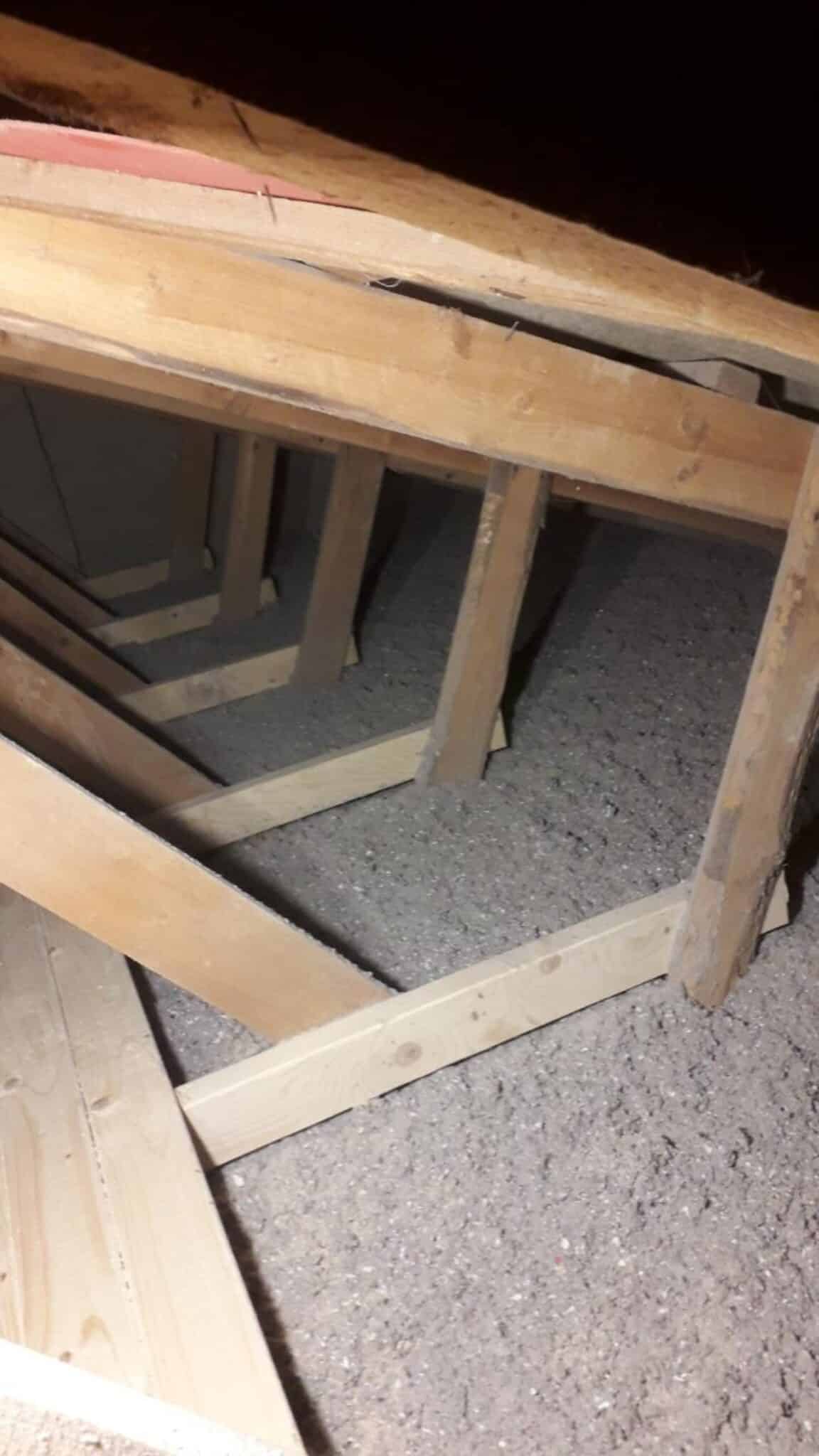 Færdig loftisolering