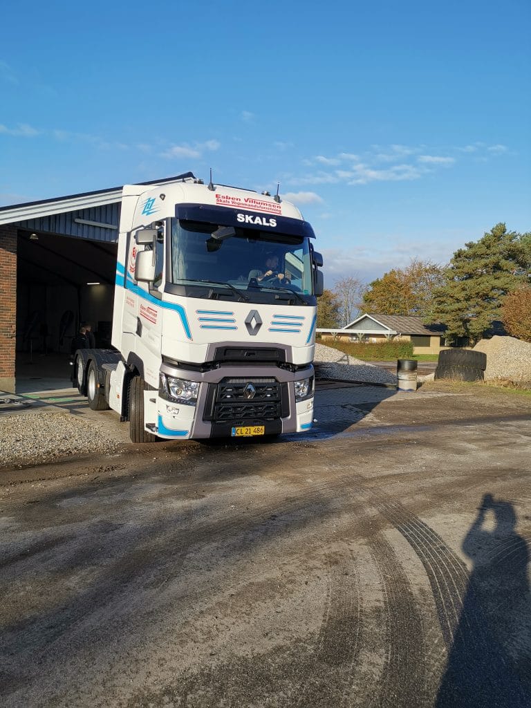 Vognmand kører ud i Skals, Viborg, Skive og omegn