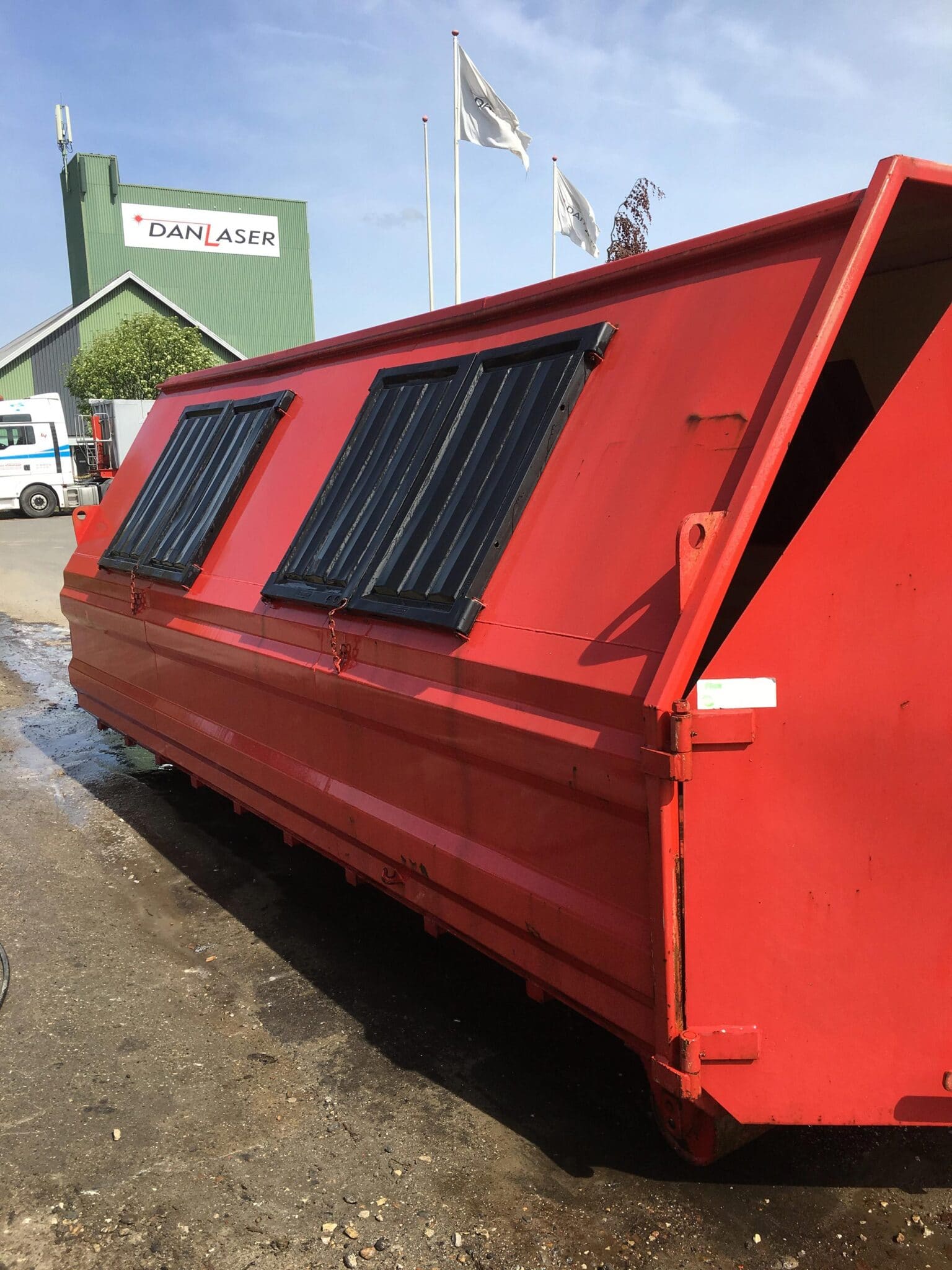 Containerudlejning hos vognmand i Viborg