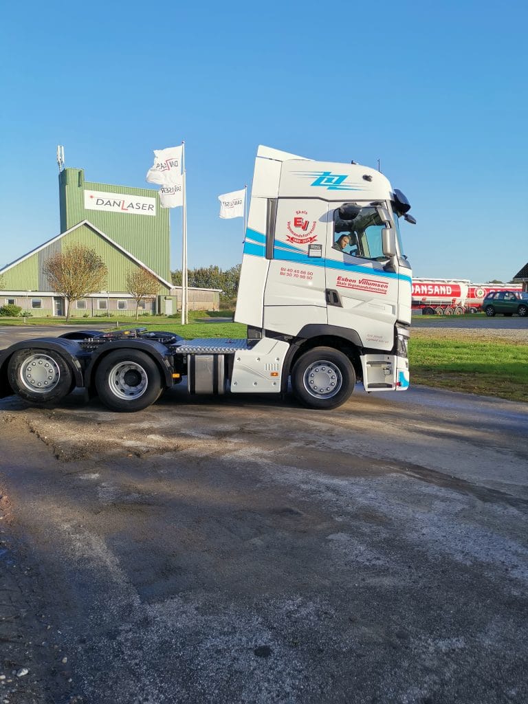 Vognmand med lastbil i Viborg