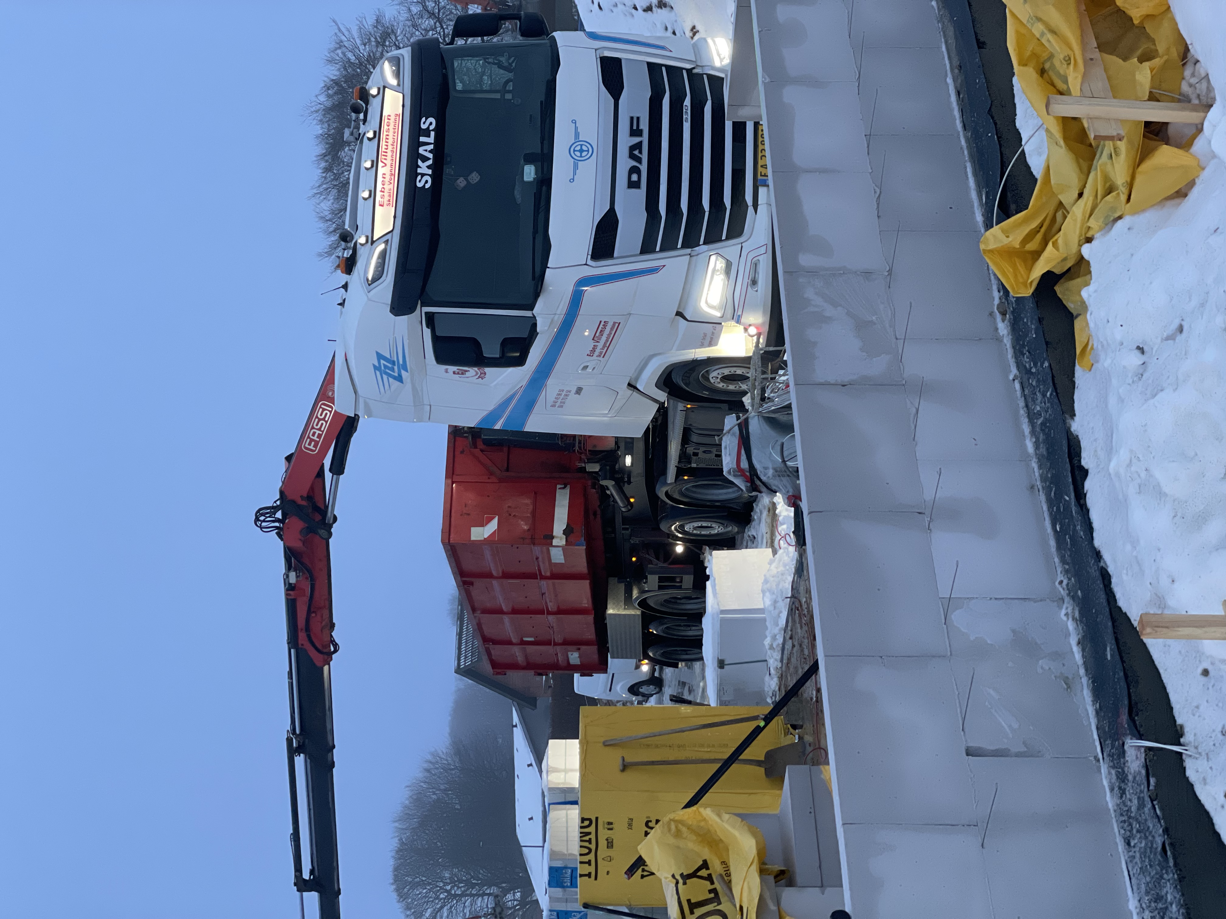 Skals Vognmandsforretning - Effektiv krankørsel og materialelevering