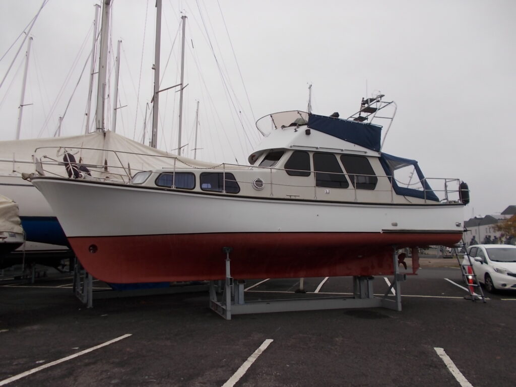 Starlett 34 flybridge-a