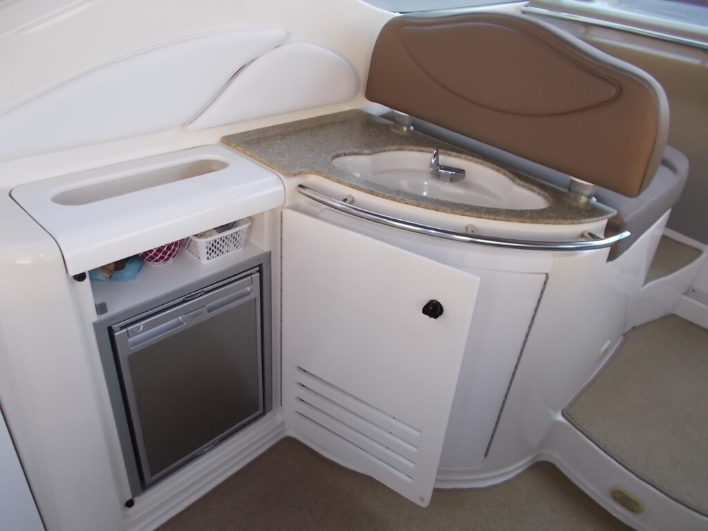 Maxum 3700 SCR-FASTE AKSLER og NY BOVPROPEL billede 38