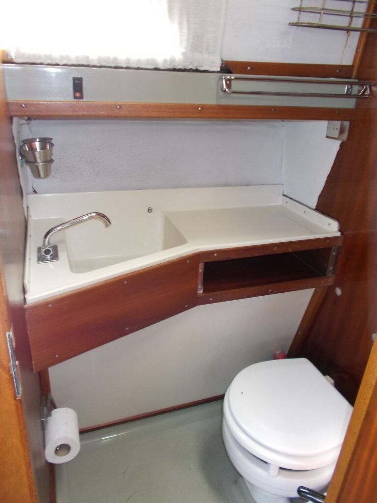 Coronet 31 Aft Cabin m/nyere diesel motorer KLAR TIL SOMMERFERIE PRIS billede 15