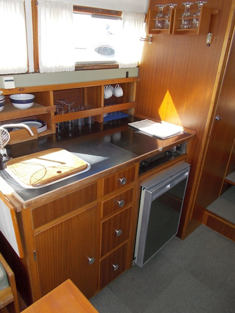 Coronet 31 Aft Cabin m/nyere diesel motorer KLAR TIL SOMMERFERIE PRIS billede 17