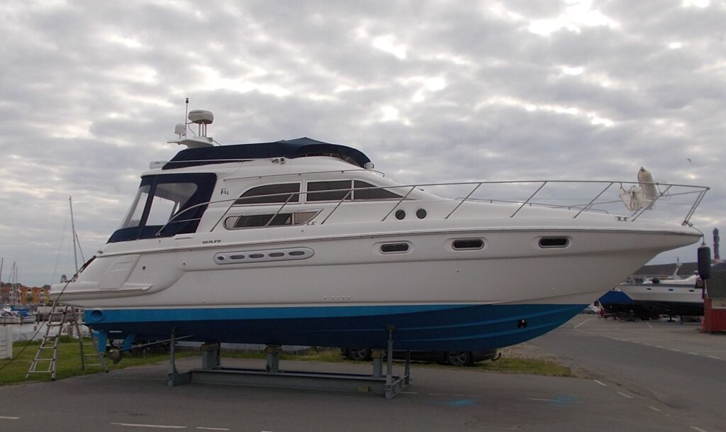 Sealine F44 m/for og agterpropel billede 4