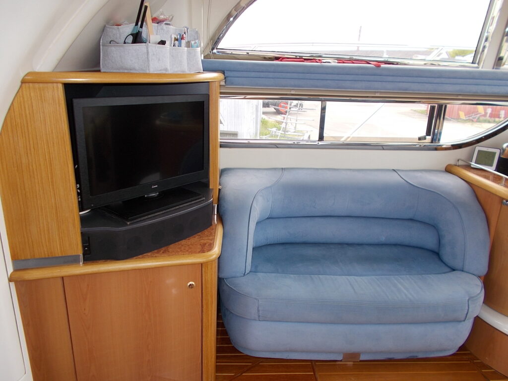 Sealine F44 m/for og agterpropel billede 34