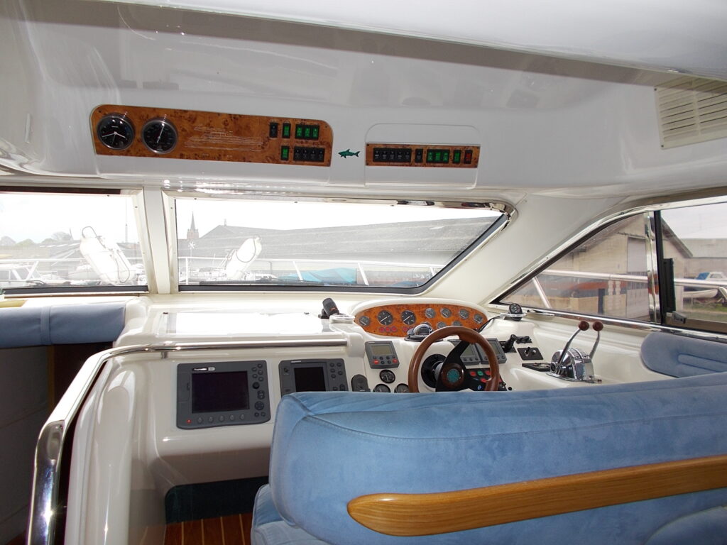 Sealine F44 m/for og agterpropel billede 32