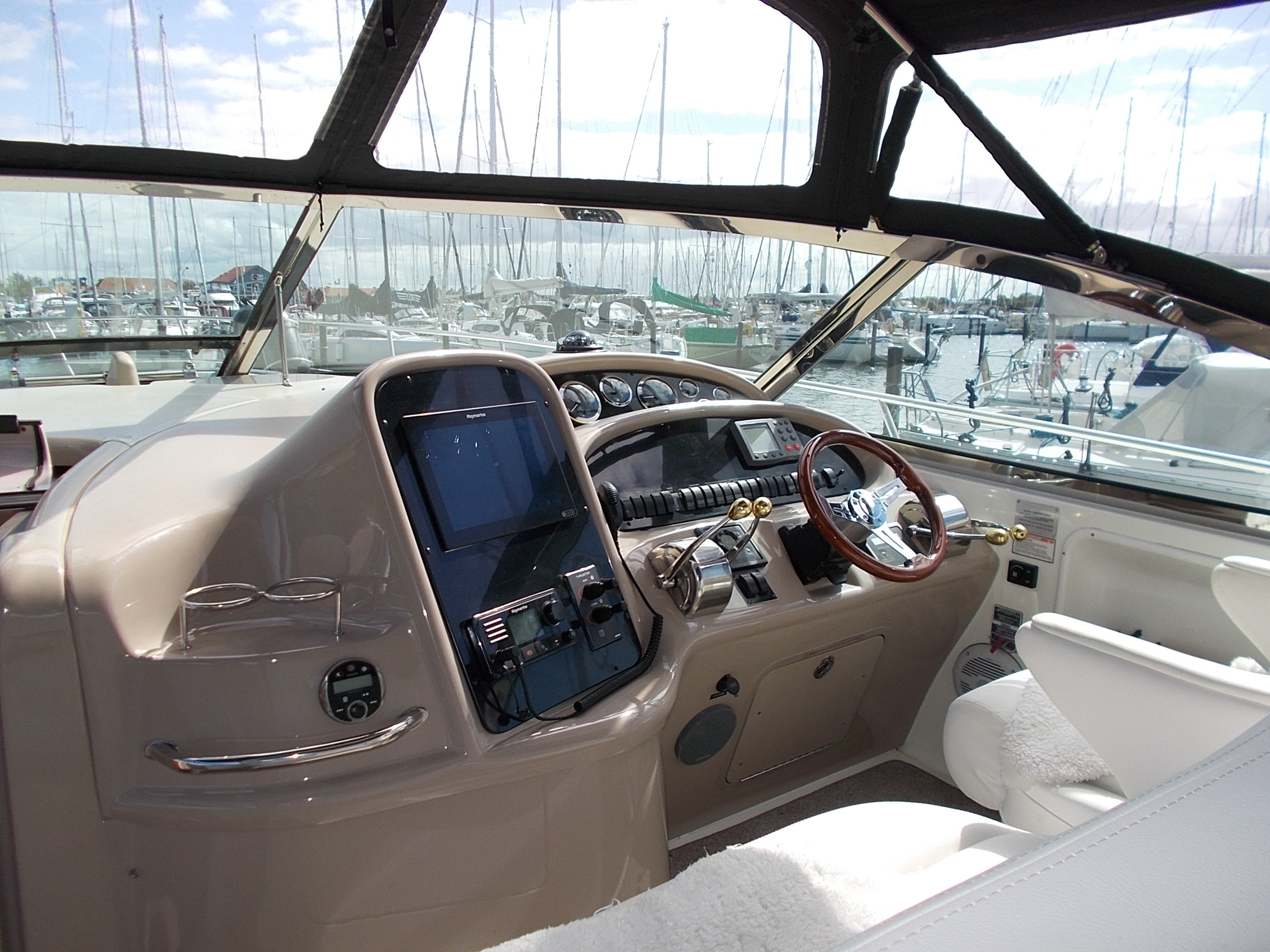 Sea Ray 410 Sundancer - Hysterisk velholdt billede 2