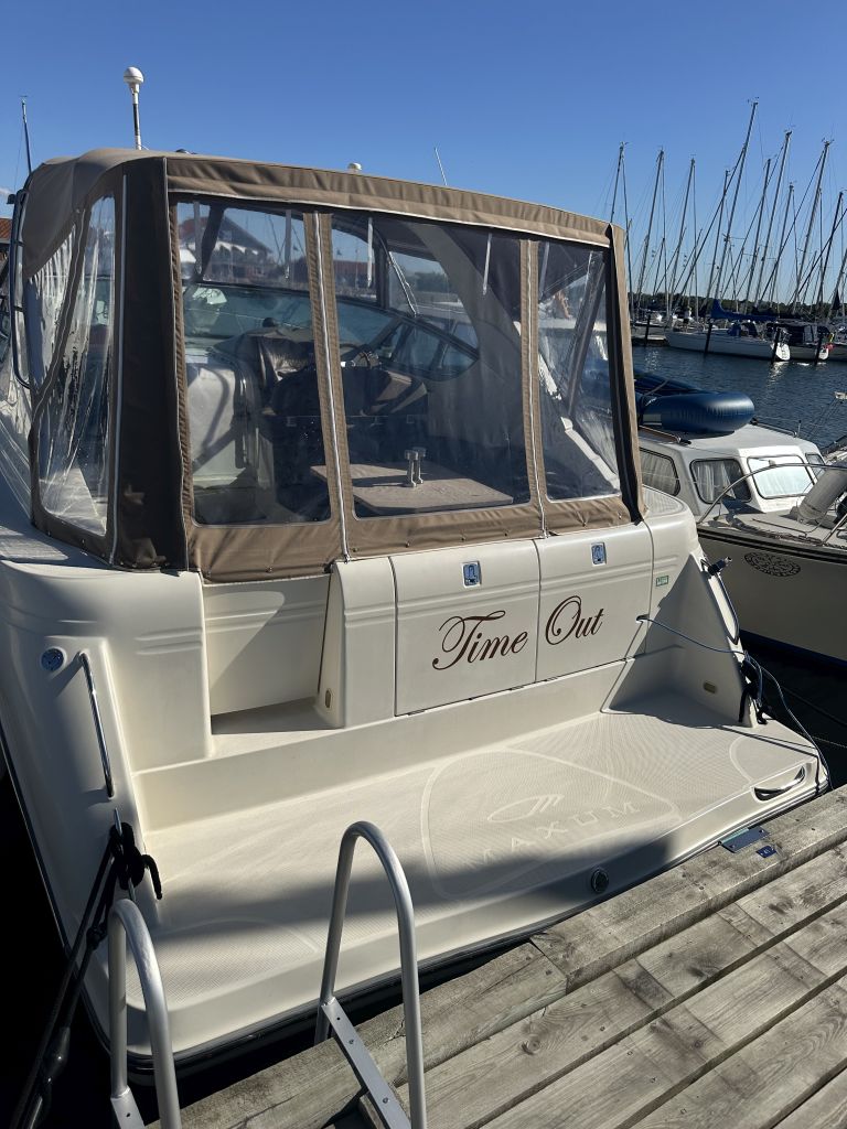Maxum 3700 SCR-FASTE AKSLER og NY BOVPROPEL billede 4