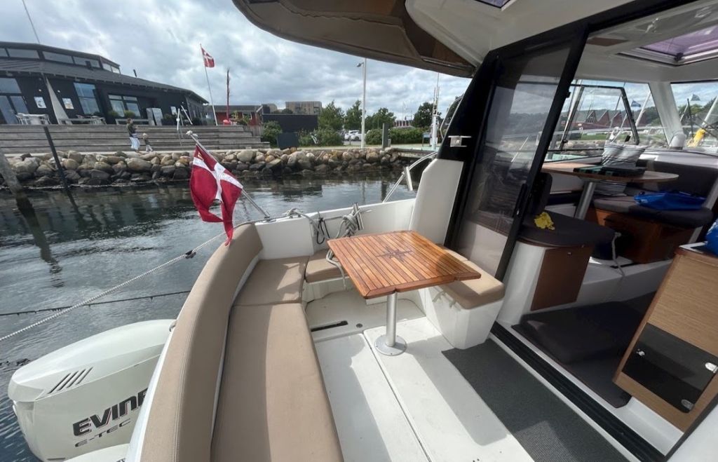 Jeanneau Merry Fisher 855 m/bovpropel billede 32