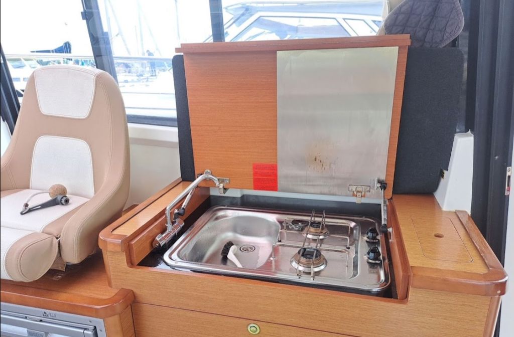 Jeanneau Merry Fisher 855 m/bovpropel billede 29
