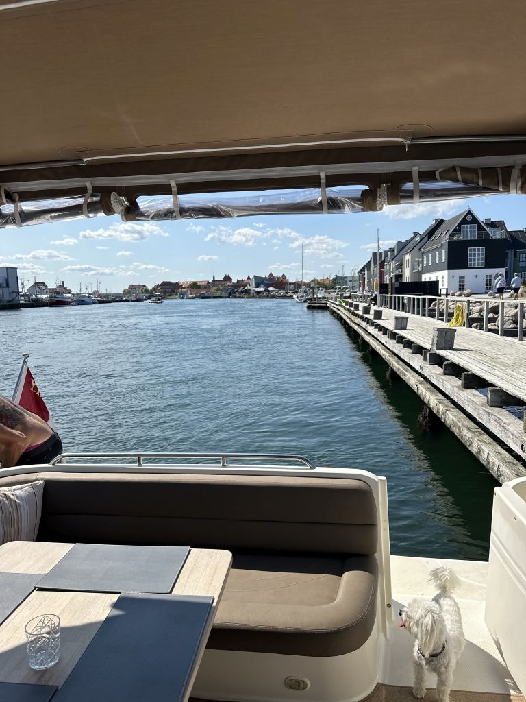 Maxum 3700 SCR-FASTE AKSLER og NY BOVPROPEL billede 7