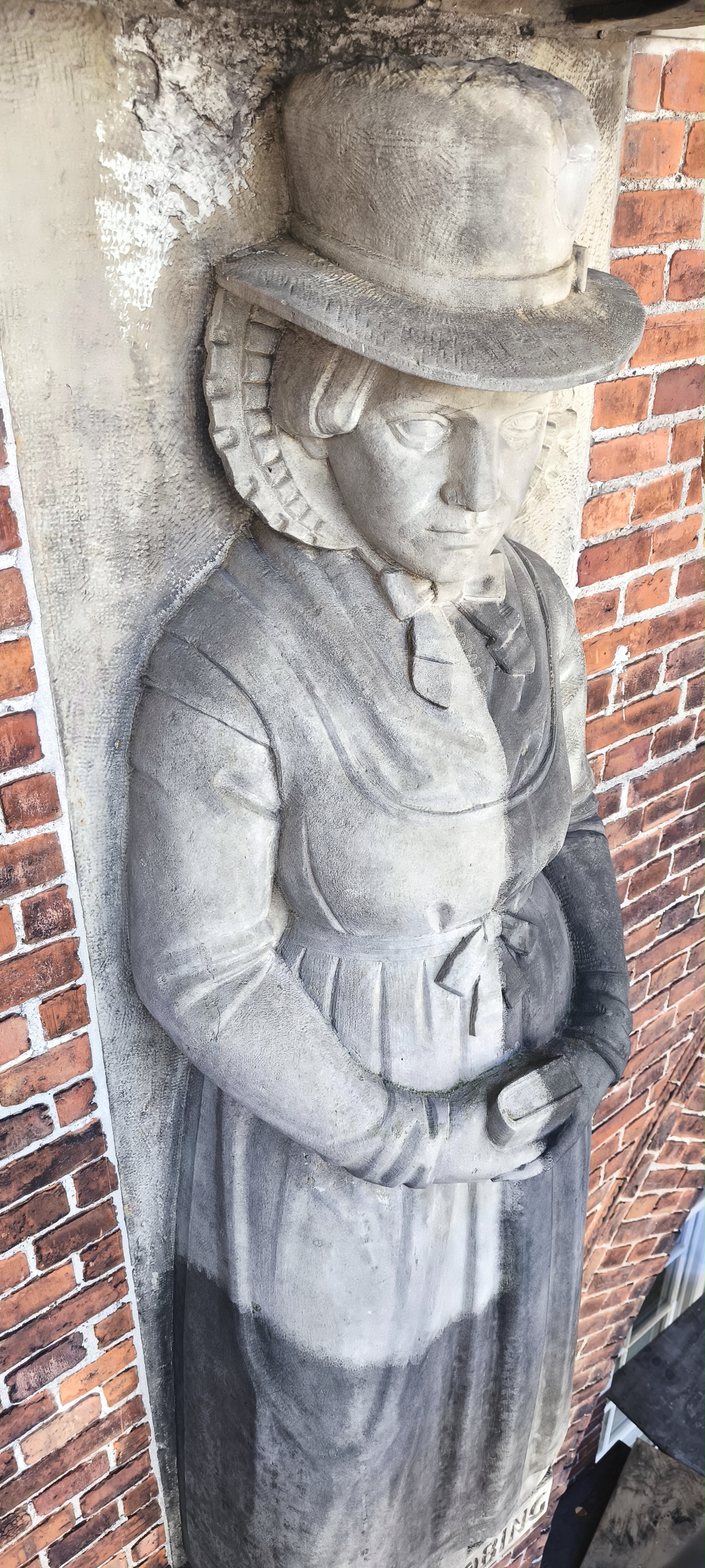 Københavns Hovedbanegård – Præcisionsafrensning af historiske sandstensfigurer - Billede 2