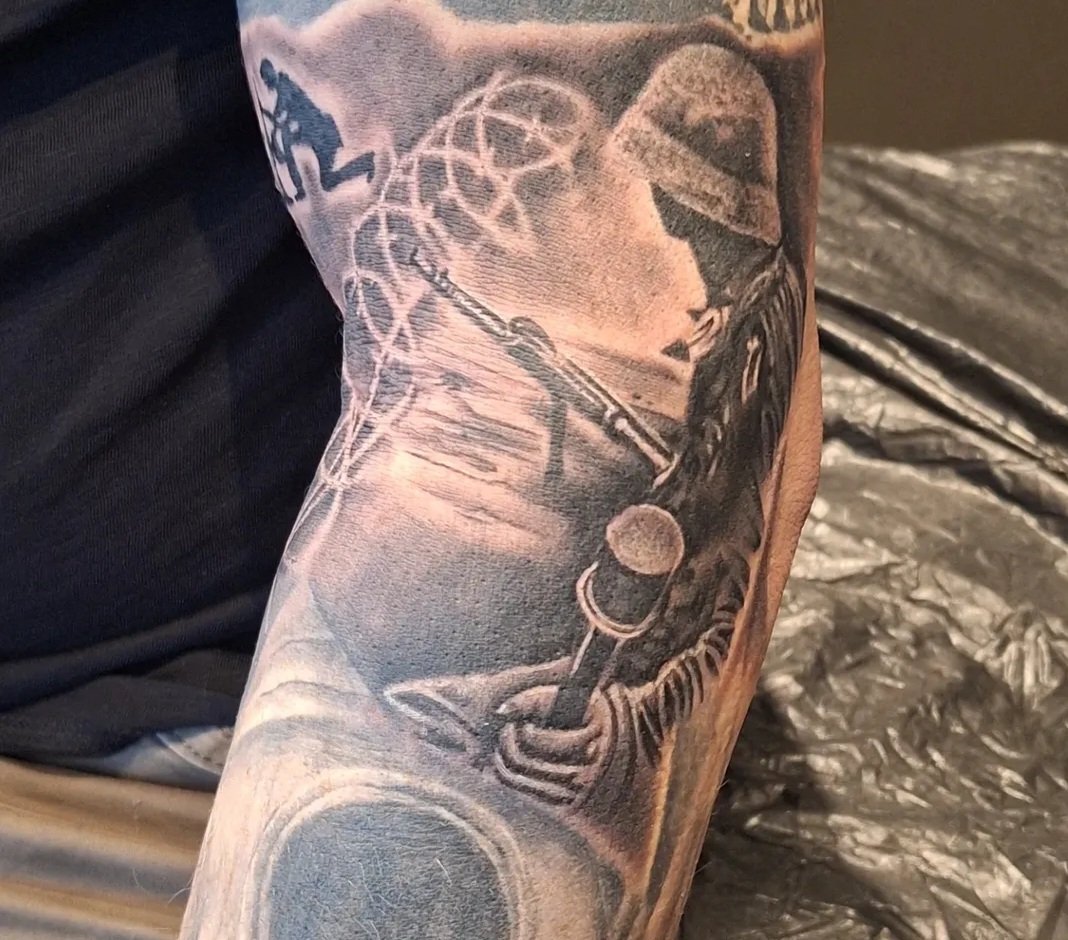 Black & Grey Realism