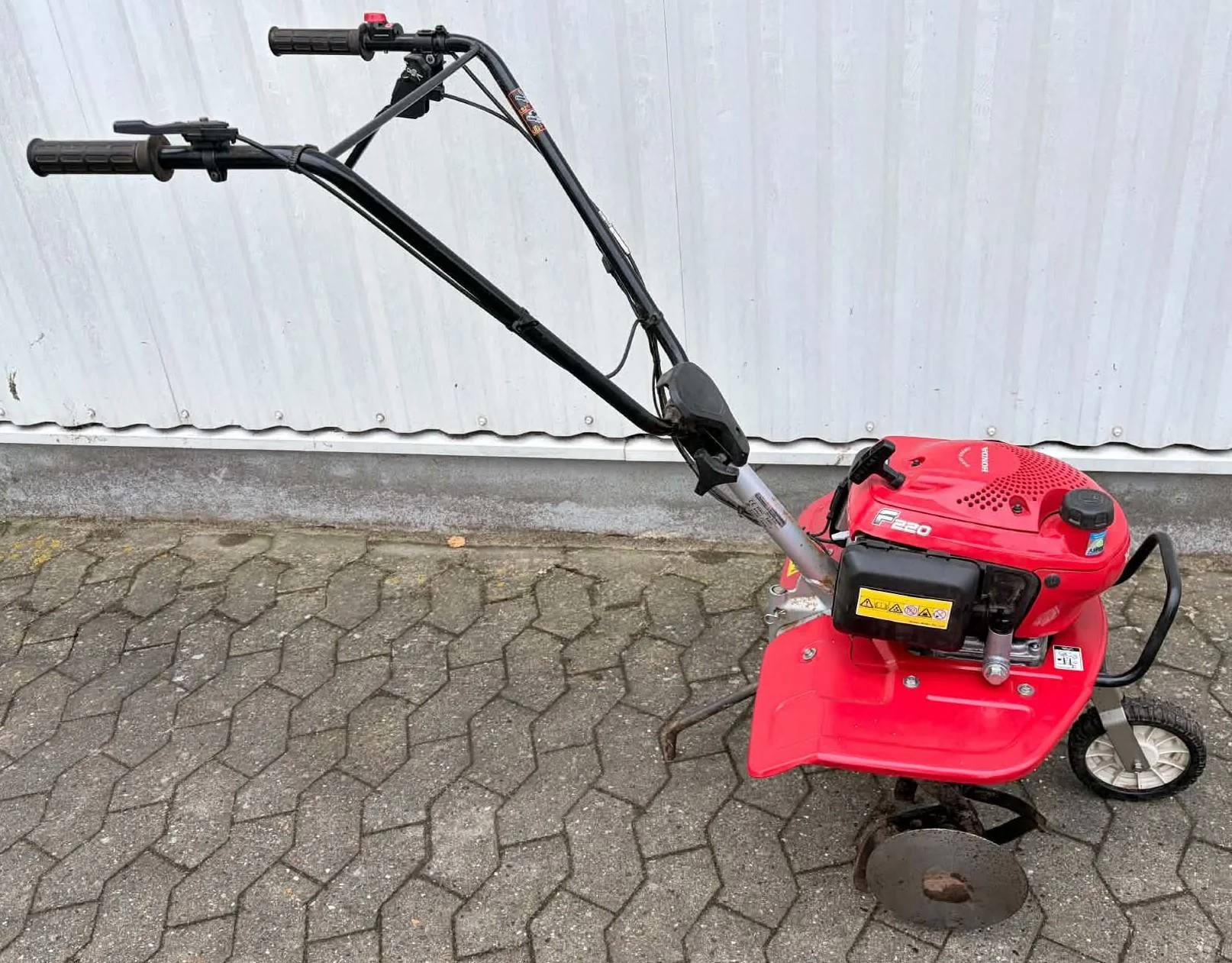 Brugt Honda F220 fræser