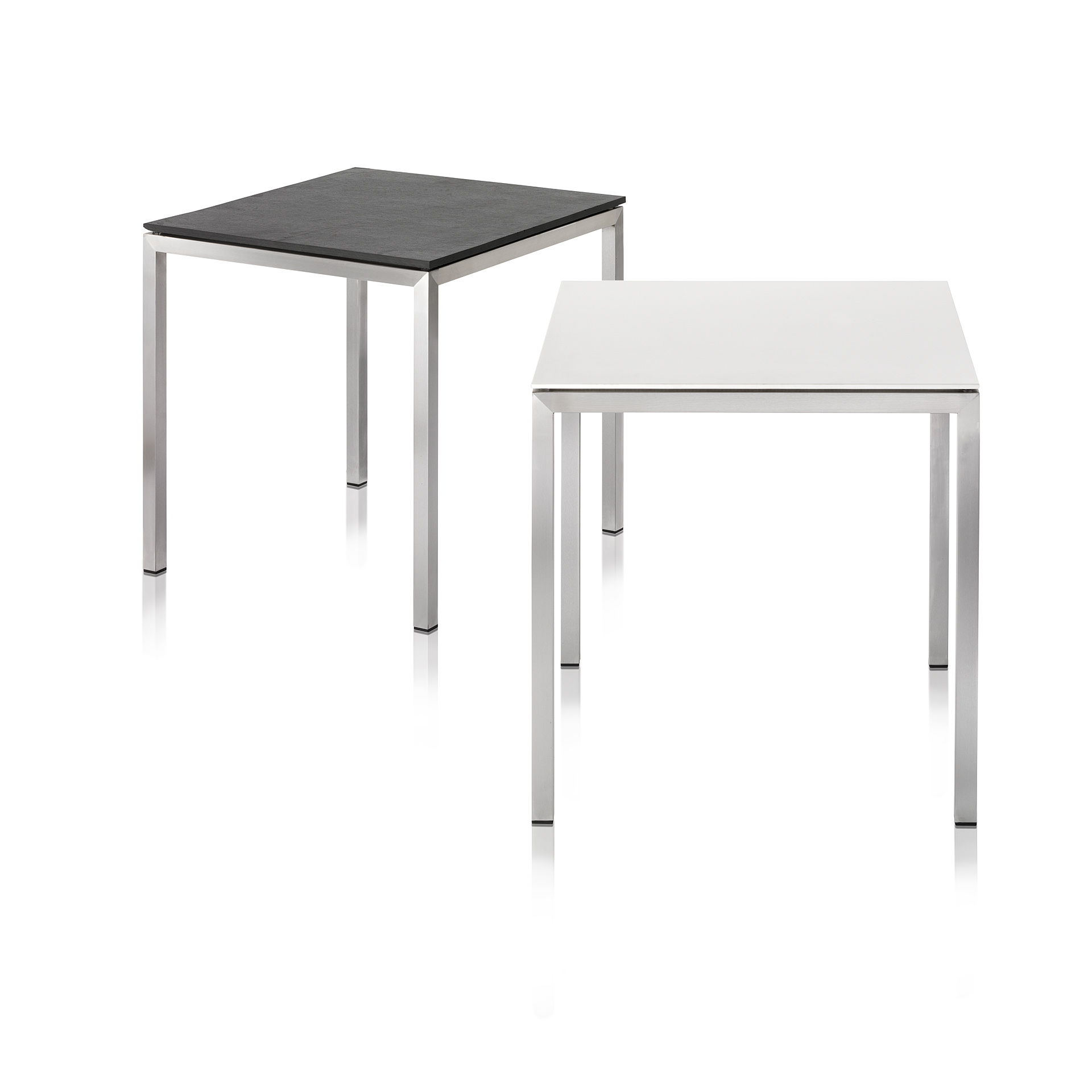 BASIC MINI SIDEBORD / LAMP TABLE