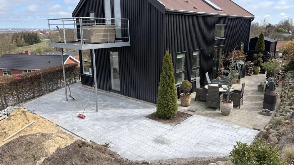 Efter færdigt belægningsarbejde i Aalborg