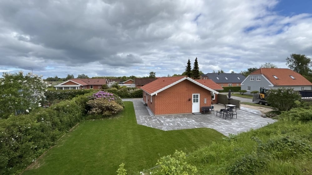 Efter nyanlagt have og belægning