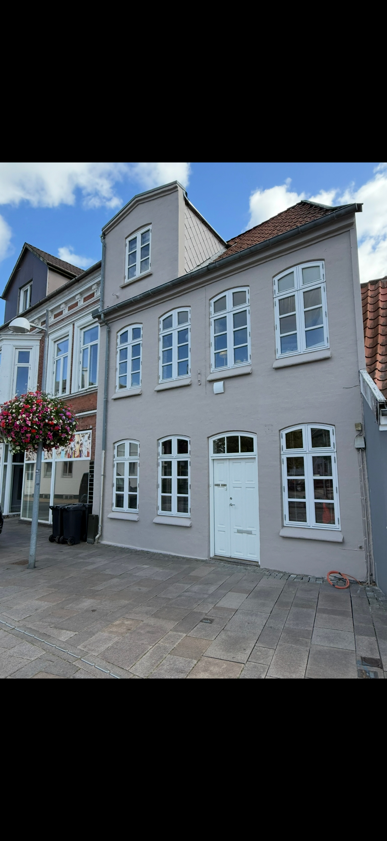 Maling af facade i Sønderborg, Gråsten & på Als