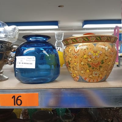 Galleri Porcelæn og keramik 12