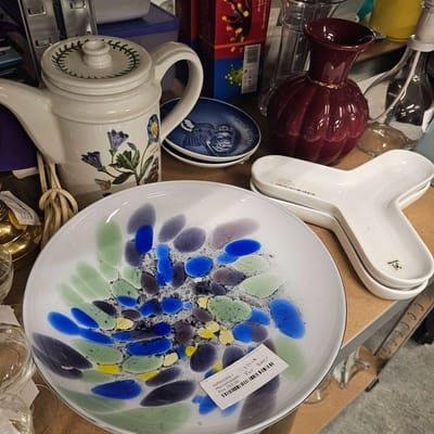 Galleri Porcelæn og keramik 4