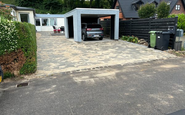 Ny indkørsel