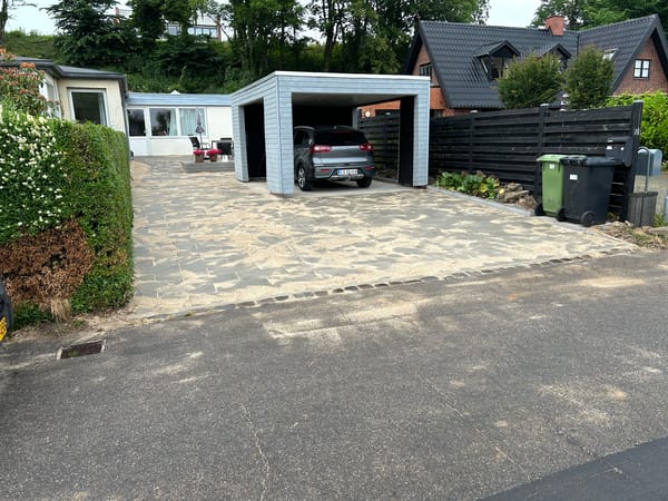 Ny indkørsel