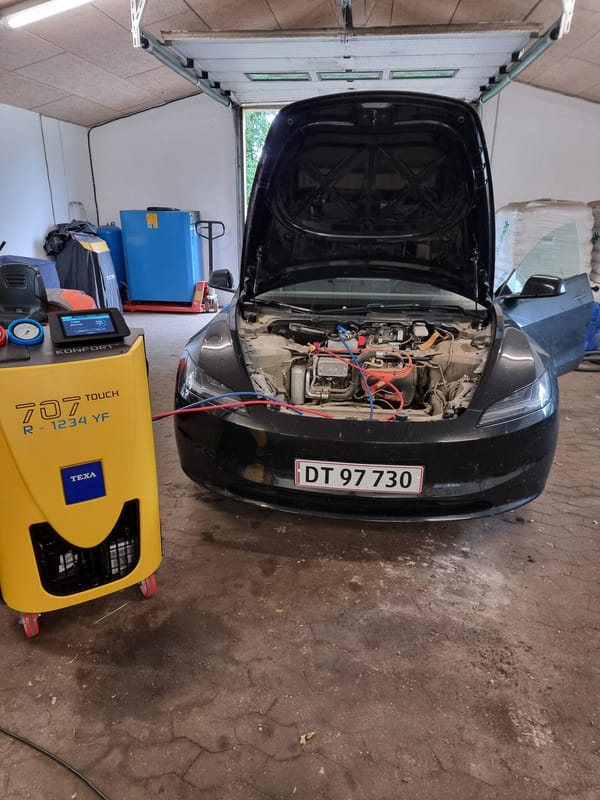 Bilreparation på værksted