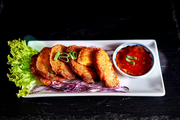 18. Thoort Man Pla (Fiskekage)