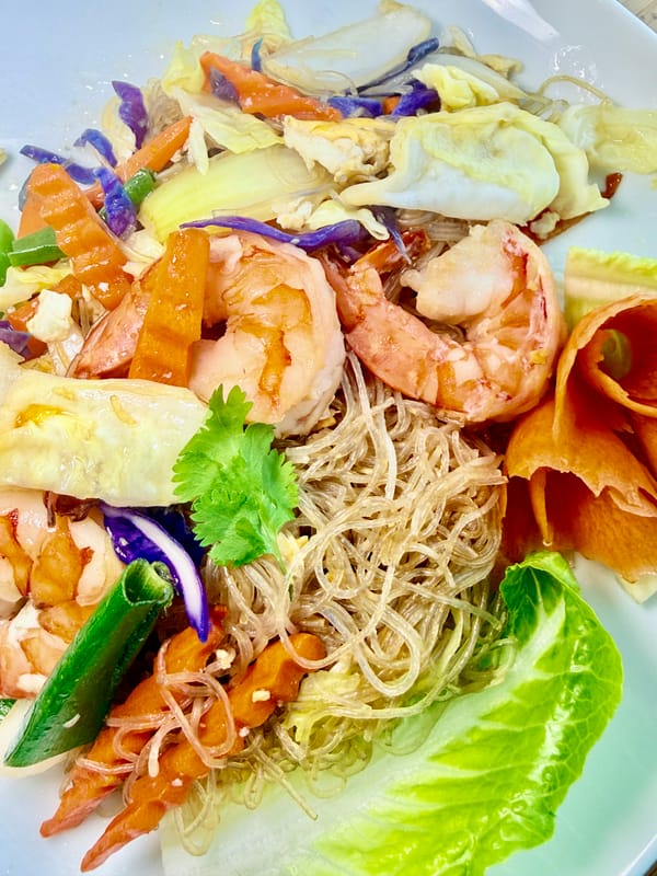 35. Pad Woon Sen
