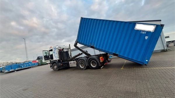 Levering og placering af container