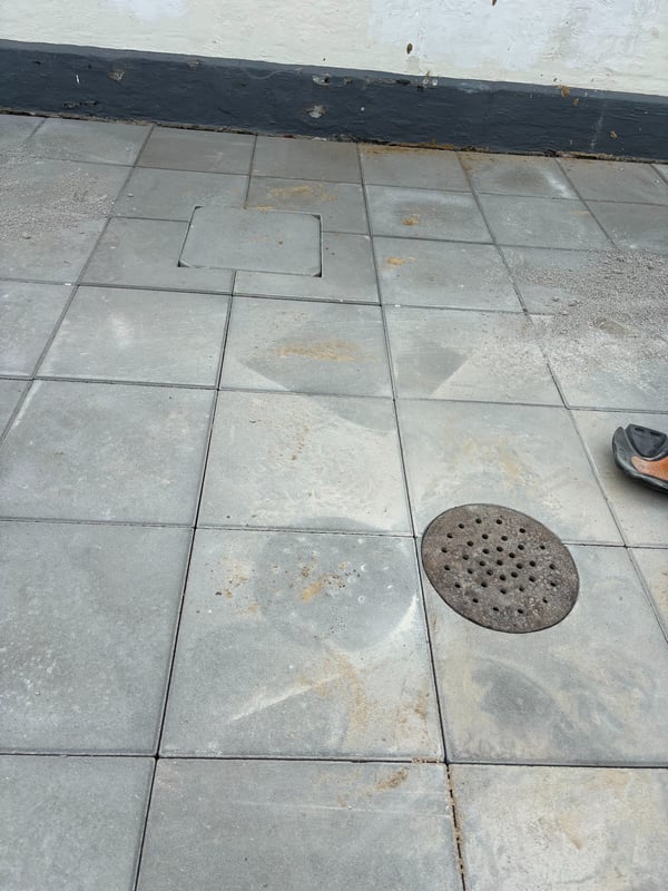 Opbygning af haveanlæg og terrasse