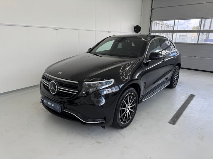 Polering af sort Mercedes-Benz EQC