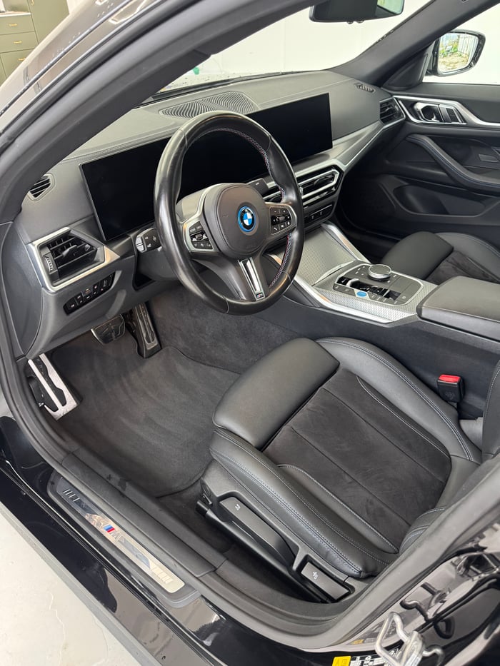 Indvendig rengøring og detaljepleje - BMW M Sport