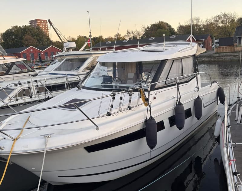 Jeanneau Merry Fisher 855 m/bovpropel