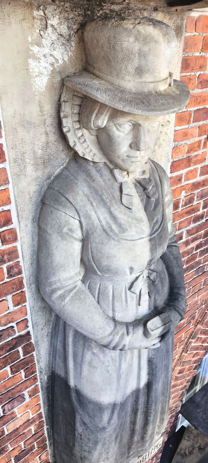 Københavns Hovedbanegård – Præcisionsafrensning af historiske sandstensfigurer - Billede 2